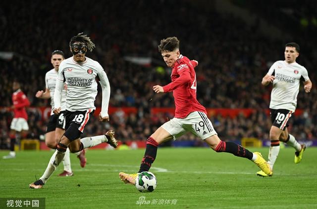 了华莱士和 了华莱士和